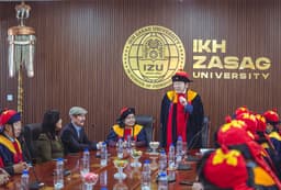 🏣 БНХАУ-ын тэргүүн зэргийн жүжигчин Батдоржийн Баасанжав Их Засаг Их Сургуульд зочиллоо