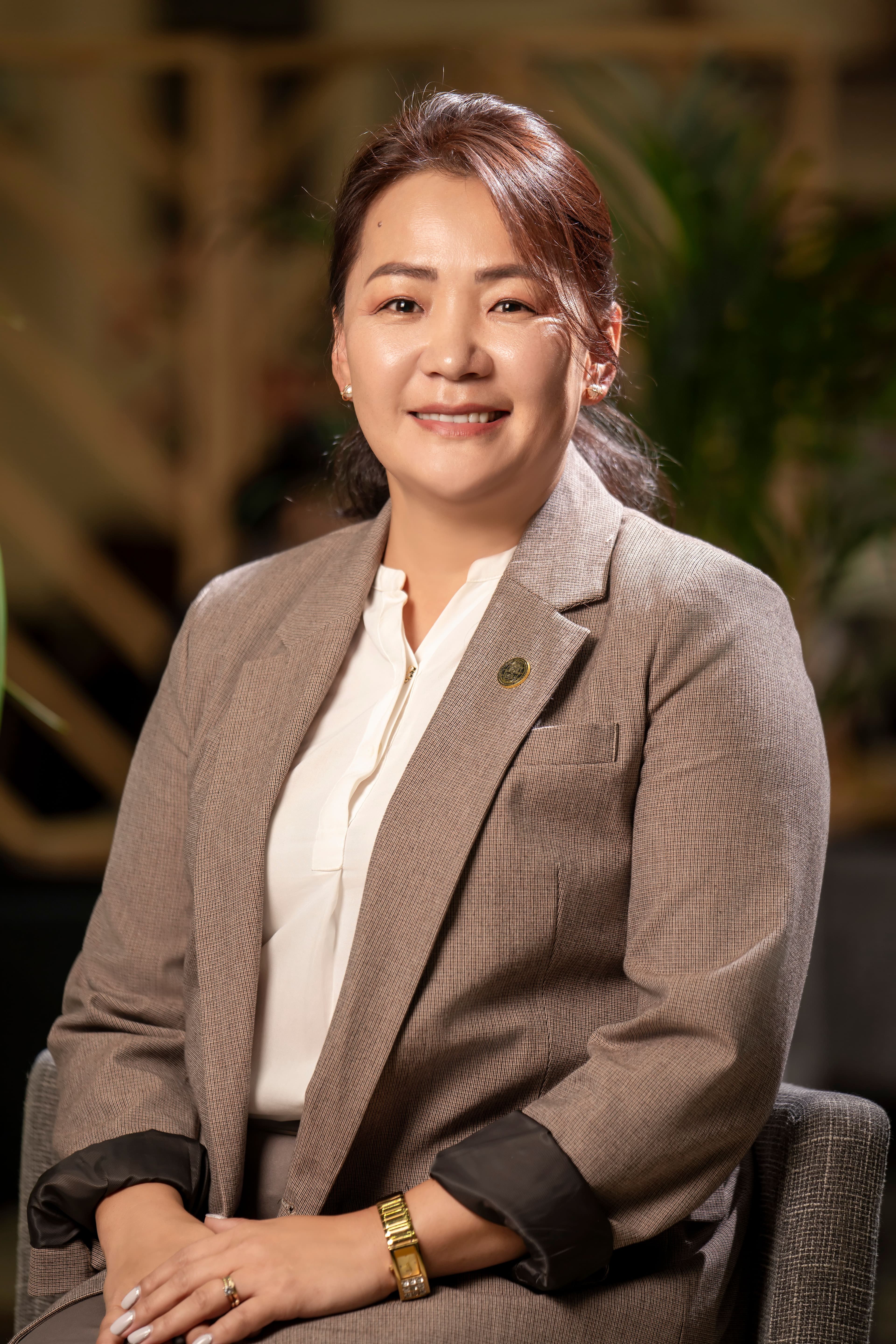 А.ДЭЛГЭРБАЯР