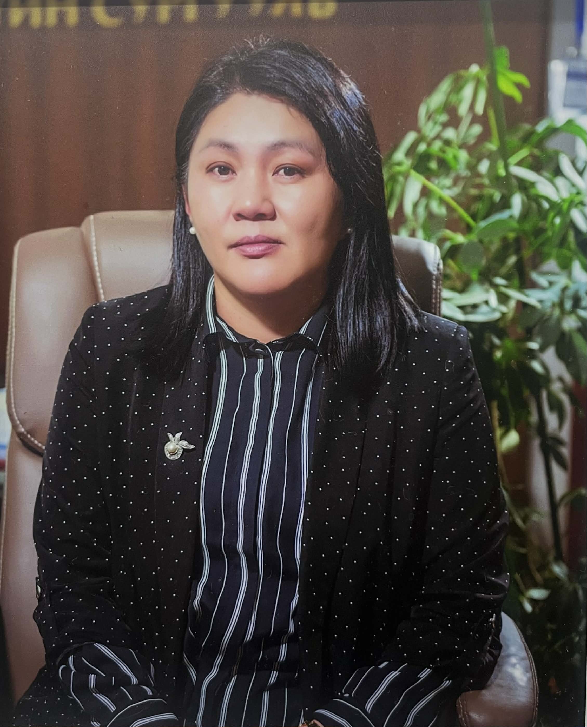 Ю.МАЙЦЭНГЭЛ